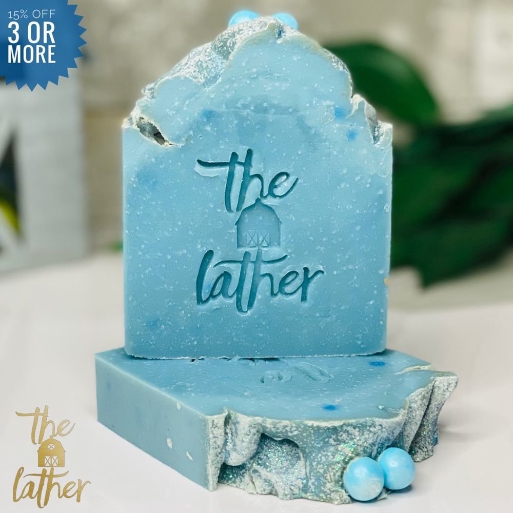 🫐BLUEBERRY GOAT MILK & CREAM EO LATHER BAR